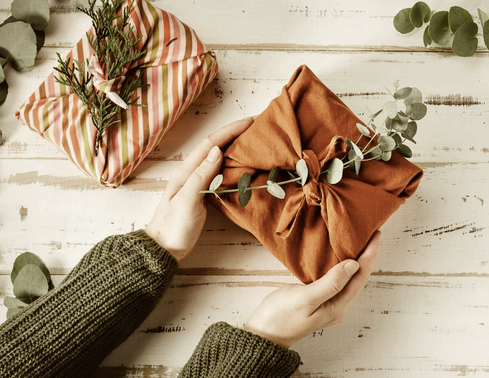 Regalos que construyen un mundo más justo, sostenible y humano