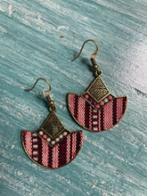 Aretes en aguayo - Variedad