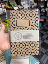 Libreta panfleto hecha a mano (5"x8")
