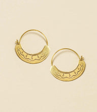 Yashi embossed hoop earrings